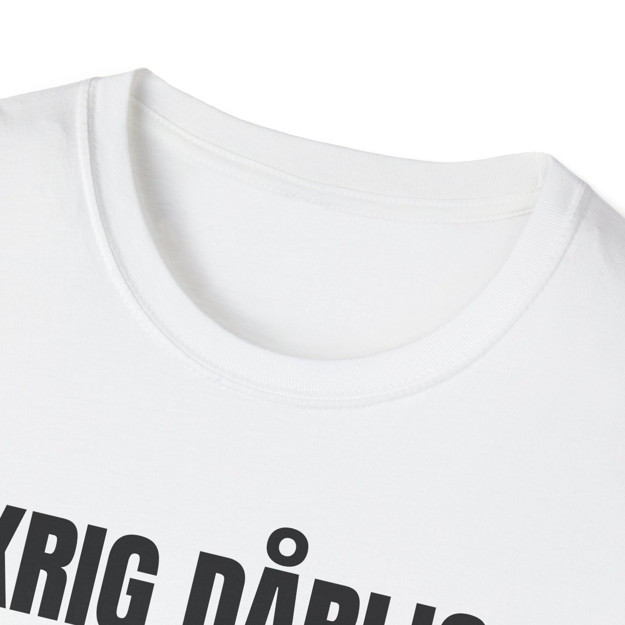 KRIG DÅRLIG Tee