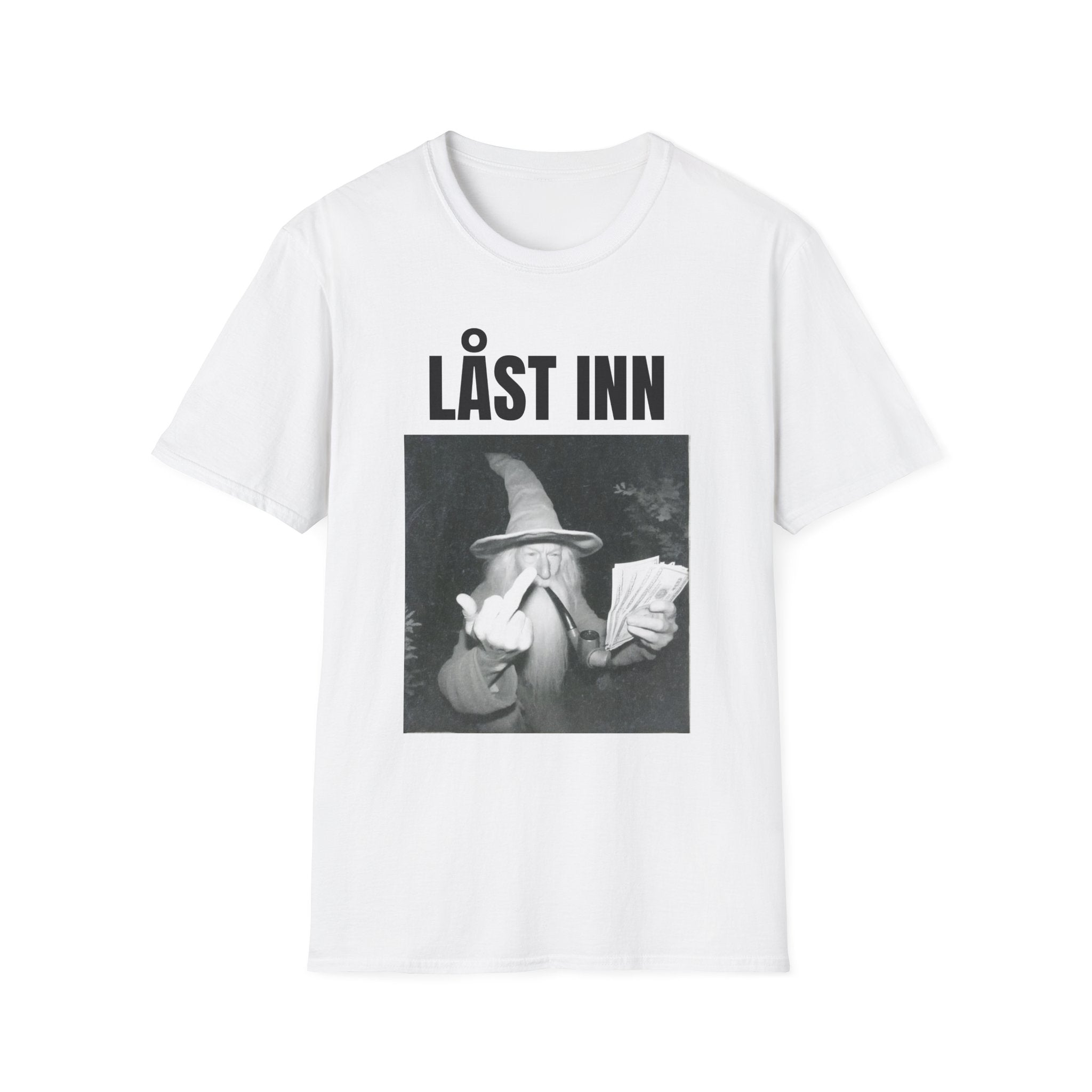 LÅST INN Tee